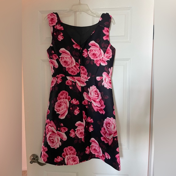 Floral Kate Spade Dress 🌹 - Picture 2 of 3